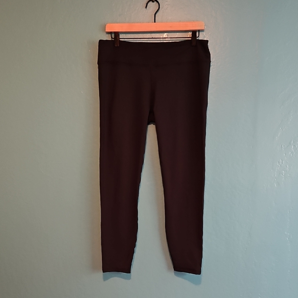 Fabletics Amira Black Leggings